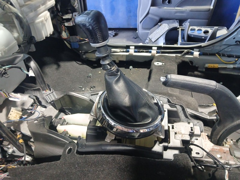 Recambio de palanca cambio para citroën c4 aircross 1.8 hdi 150 awc referencia OEM IAM   