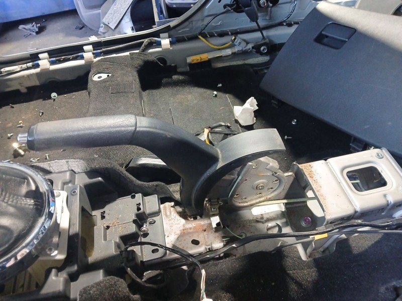 Recambio de palanca freno de mano para citroën c4 aircross 1.8 hdi 150 awc referencia OEM IAM   