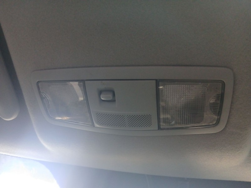 Recambio de luz interior para citroën c4 aircross 1.8 hdi 150 awc referencia OEM IAM   