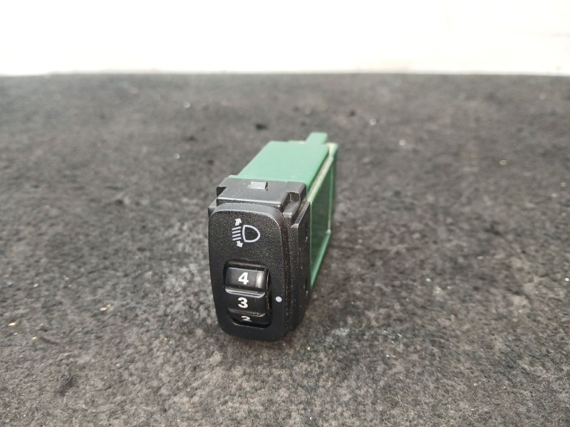 Recambio de regulador faros para citroën c4 aircross 1.8 hdi 150 awc referencia OEM IAM .  