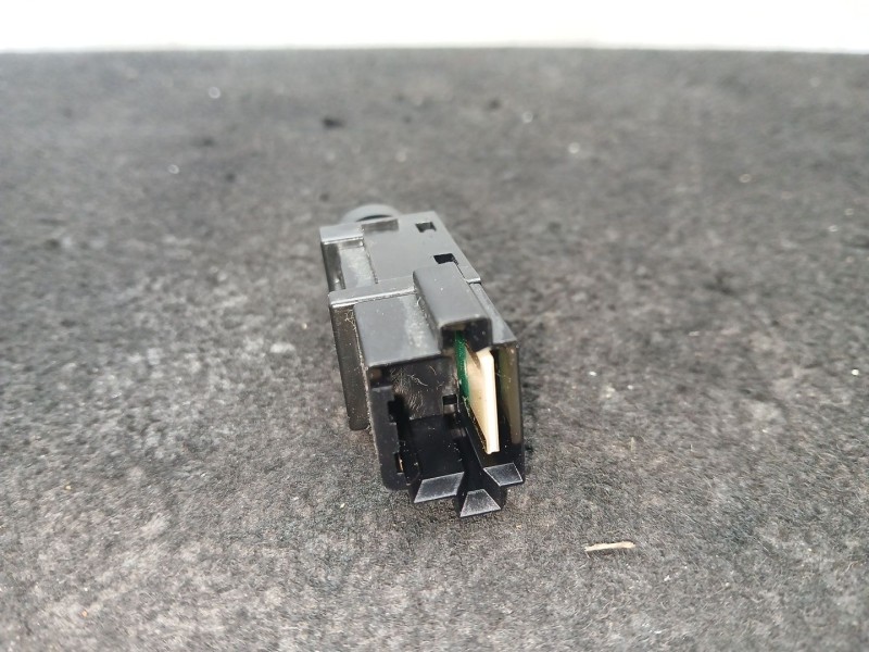Recambio de interruptor para citroën c4 aircross 1.8 hdi 150 awc referencia OEM IAM . INFO 