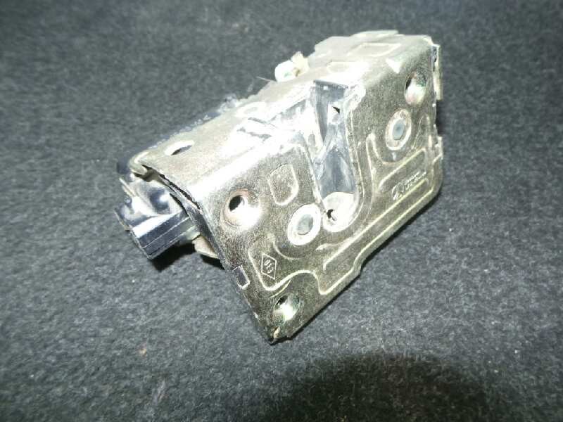 Recambio de cerradura puerta trasera derecha para iveco daily chasis- cabina (1999 =>) 2.3 hpi referencia OEM IAM  CON CIERRE CE