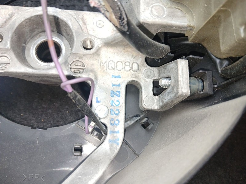 Recambio de volante para citroën c4 aircross 1.8 hdi 150 awc referencia OEM IAM 11Z2231Y CUERO 