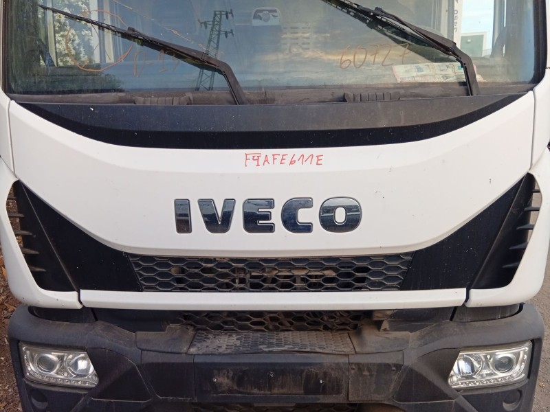 Recambio de capot para iveco eurocargo 150-250 referencia OEM IAM 5801690072 2016 