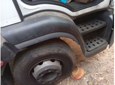 Recambio de estribo para iveco eurocargo 150-250 referencia OEM IAM  ESCALON DERECHO LEVE ROTURA PARTE INFERIOR