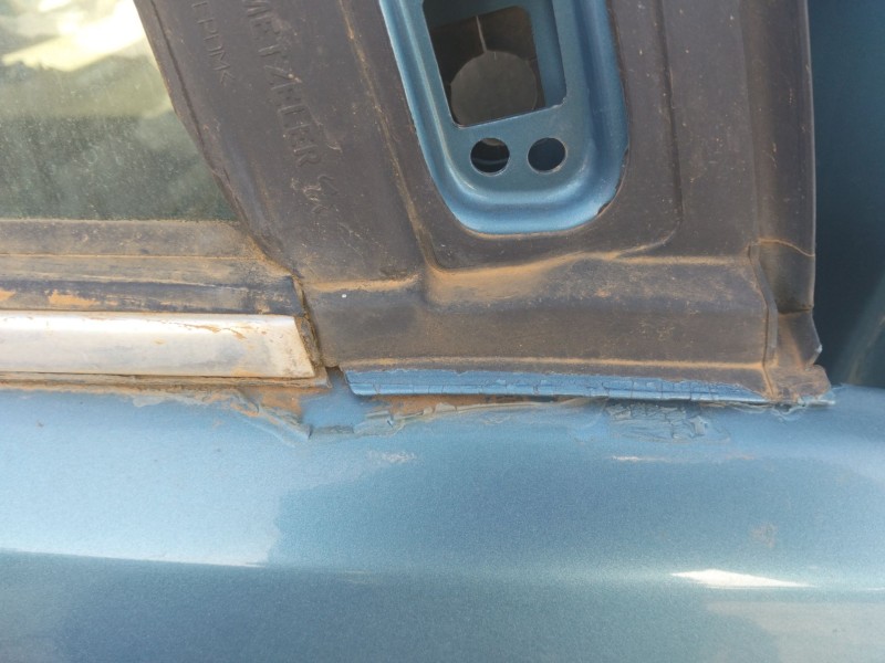 Recambio de puerta delantera derecha para ford focus cabrio (ca5) 2.0 tdci cat referencia OEM IAM  CABRIO 