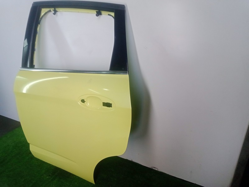 Recambio de puerta trasera izquierda para ford c-max 2.0 tdci cat referencia OEM IAM   