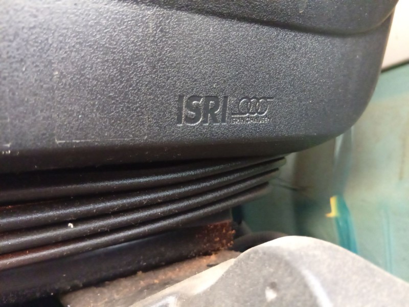 Recambio de asiento delantero izquierdo para iveco eurocargo 150-250 referencia OEM IAM 5802034152 NEUMATICO REGULACION MANUAL