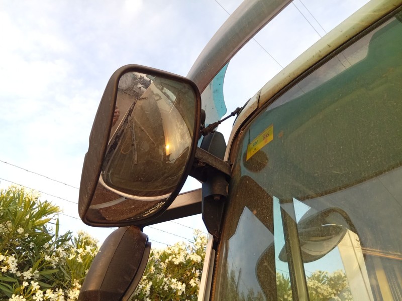 Recambio de retrovisor derecho para iveco eurocargo 150-250 referencia OEM IAM 504224427 2007 - 2019 RETROVISOR FRONTAL
