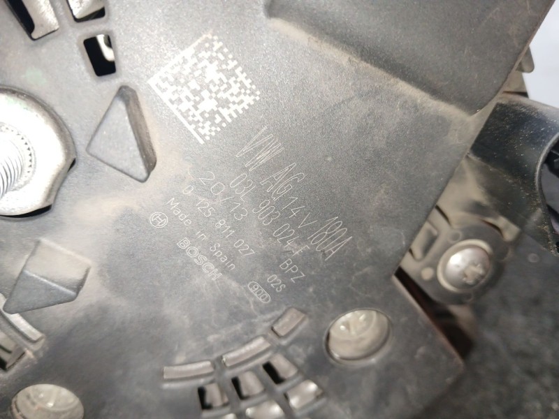 Recambio de alternador para volkswagen passat b7 (362) 2.0 tdi referencia OEM IAM 03L903024F - 0125811027 BOSCH 