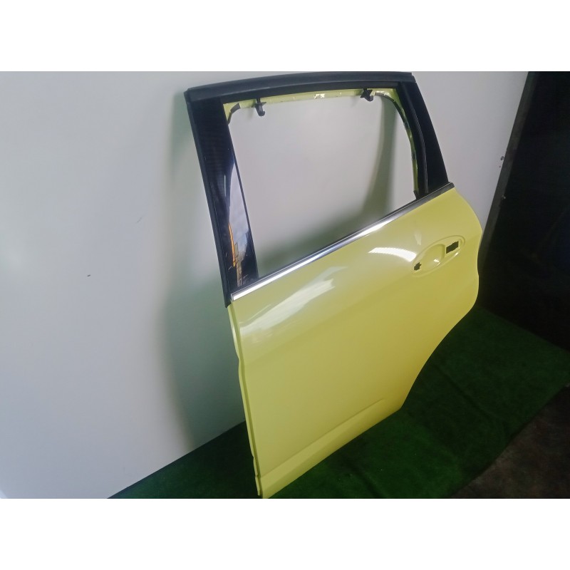 Recambio de puerta trasera izquierda para ford c-max 2.0 tdci cat referencia OEM IAM   