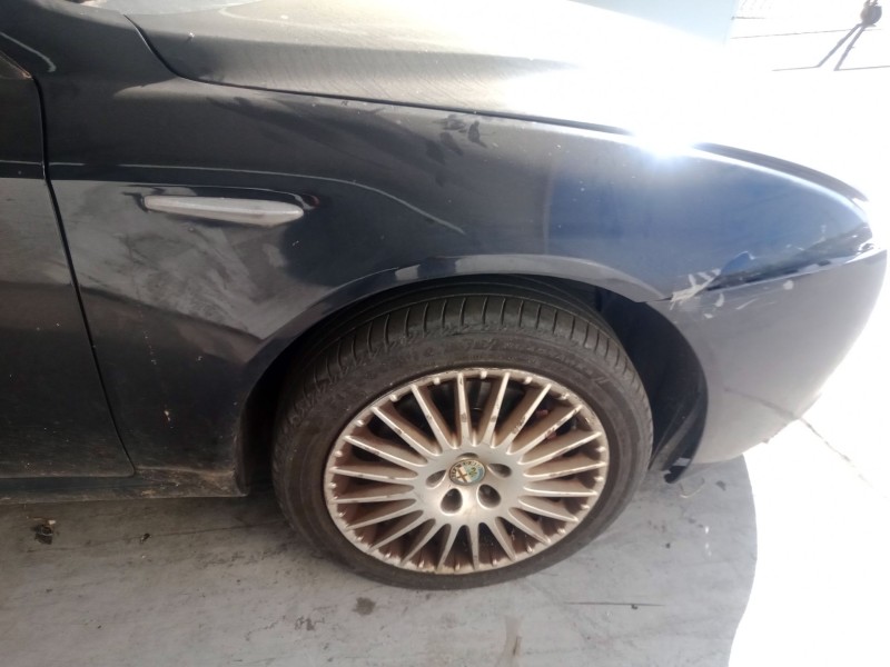 Recambio de aleta delantera derecha para alfa romeo 159 (939_) 1.9 jtdm 16v (939axc1b, 939axc12) referencia OEM IAM   