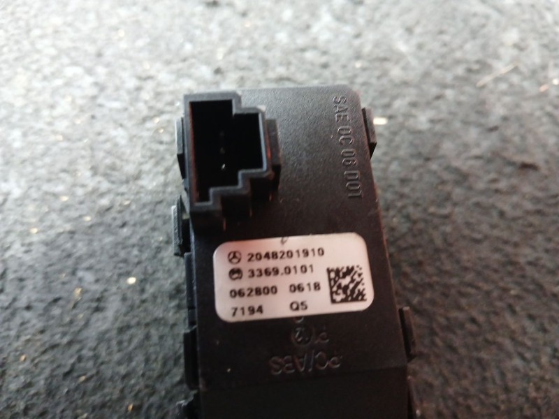 Recambio de warning para mercedes-benz clase c (w204) c 220 cdi (204.008) referencia OEM IAM 2048201910 - 33690101  