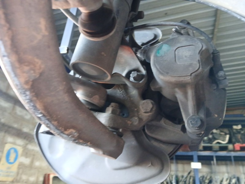 Recambio de mangueta delantera derecha para mercedes-benz clase c (w204) c 220 cdi (204.008) referencia OEM IAM   
