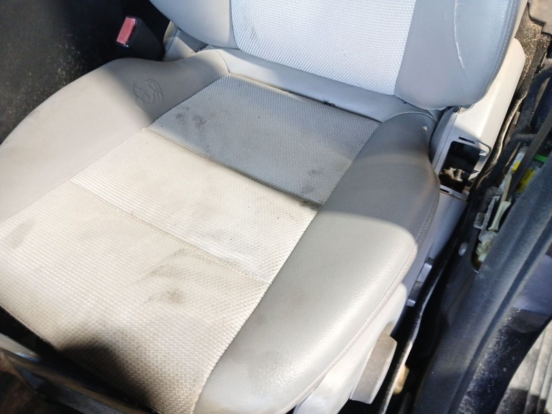 Recambio de asiento delantero izquierdo para mercedes-benz clase c (w204) c 220 cdi (204.008) referencia OEM IAM   