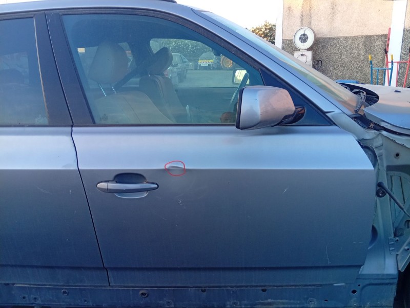 Recambio de puerta delantera derecha para bmw x3 (e83) 2.5 i referencia OEM IAM  LEVE ABOLLADURA GRIS