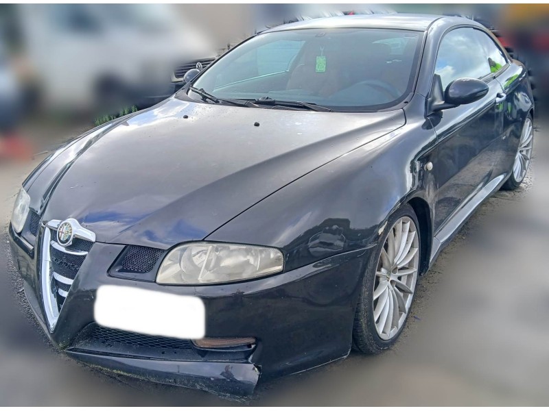 alfa romeo gt (937_) del año 2005