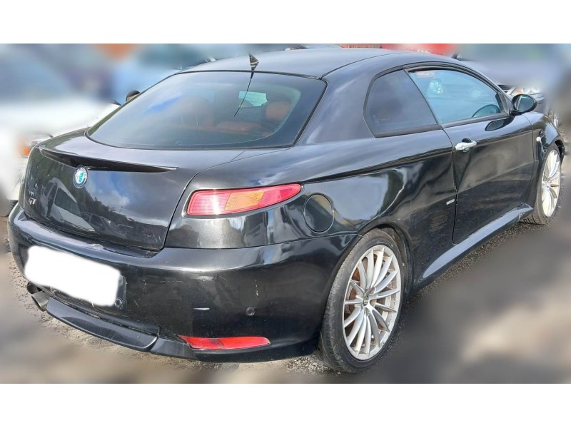 alfa romeo gt (937_) del año 2005