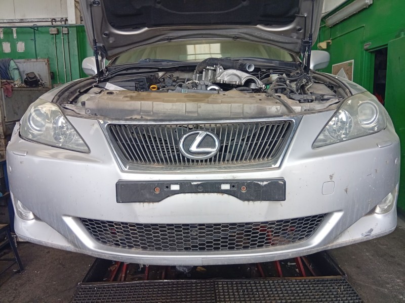 Recambio de paragolpes delantero para lexus is ii (_e2_) 220d (ale20) referencia OEM IAM   