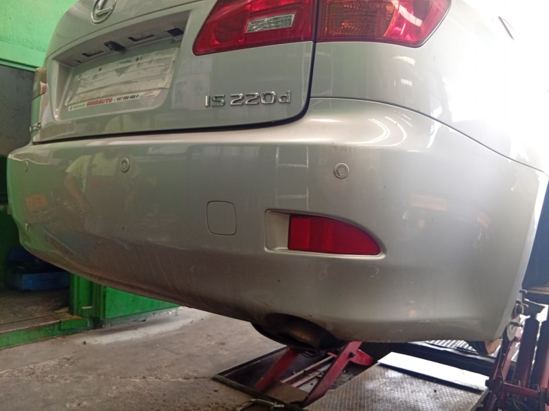 Recambio de paragolpes trasero para lexus is ii (_e2_) 220d (ale20) referencia OEM IAM   