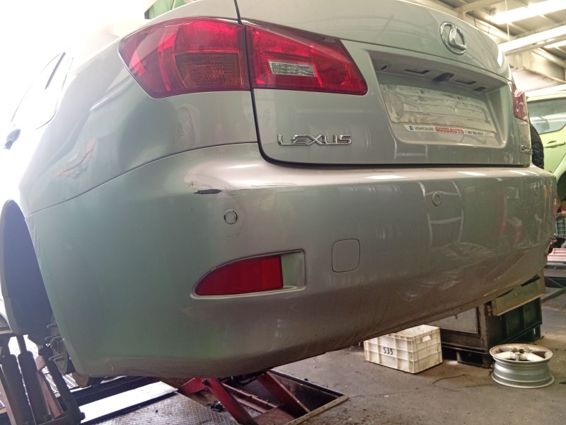 Recambio de paragolpes trasero para lexus is ii (_e2_) 220d (ale20) referencia OEM IAM   