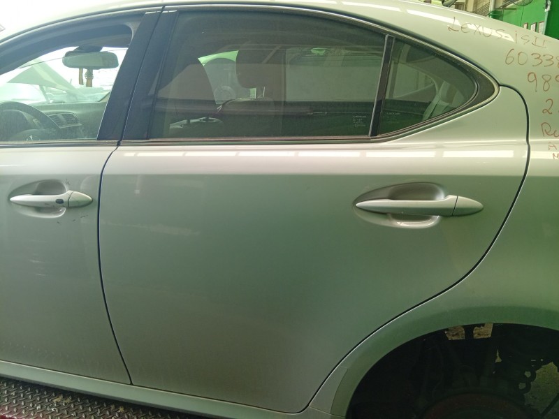 Recambio de puerta trasera izquierda para lexus is ii (_e2_) 220d (ale20) referencia OEM IAM   