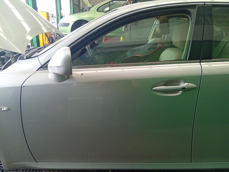 Recambio de puerta delantera izquierda para lexus is ii (_e2_) 220d (ale20) referencia OEM IAM   