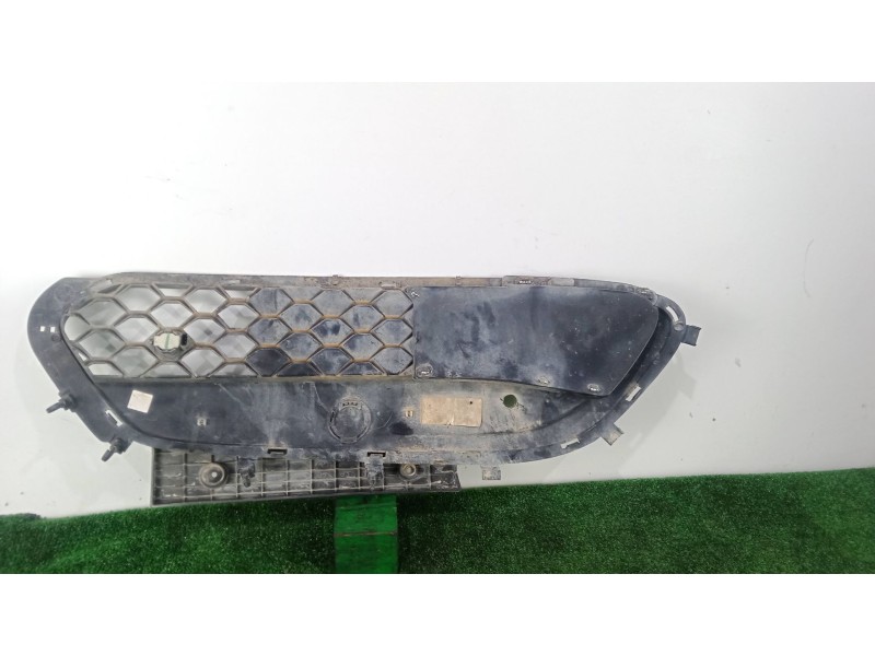Recambio de rejilla paragolpes derecha para alfa romeo stelvio (949_) 2.0 q4 (949.axf2a) referencia OEM IAM   