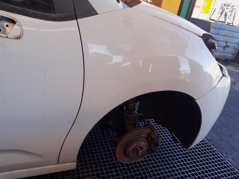 Recambio de aleta delantera derecha para citroën c3 ii (sc_) 1.0 vti 68 referencia OEM IAM   
