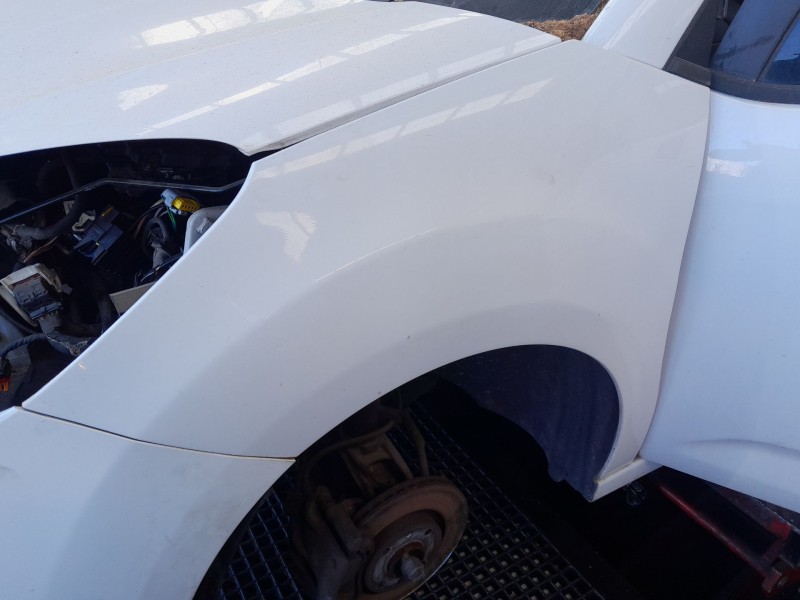 Recambio de aleta delantera izquierda para citroën c3 ii (sc_) 1.0 vti 68 referencia OEM IAM   