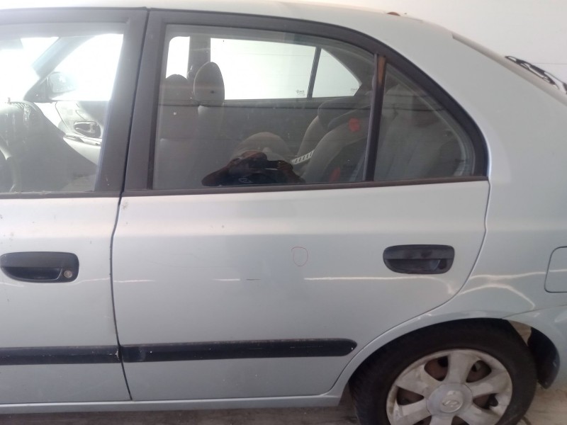 Recambio de puerta trasera izquierda para hyundai accent ii (lc) 1.3 referencia OEM IAM   