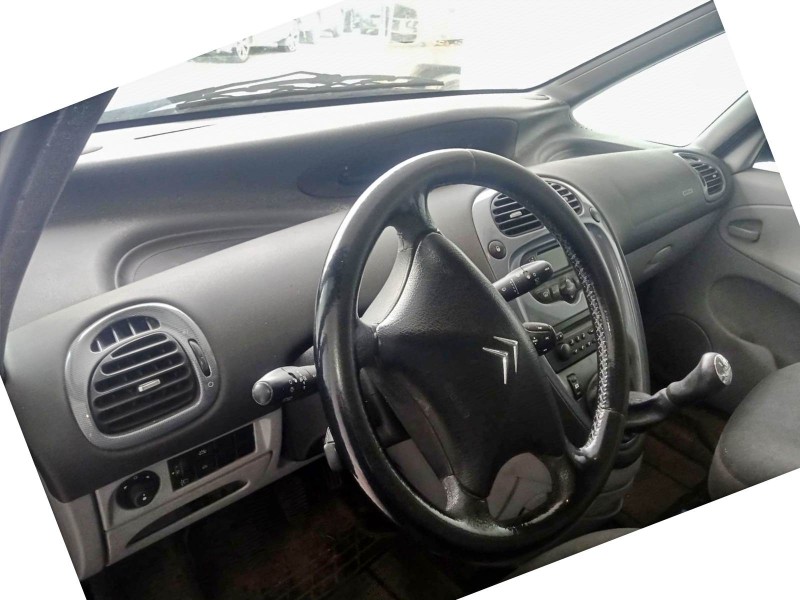 citroën xsara picasso (n68) del año 2004