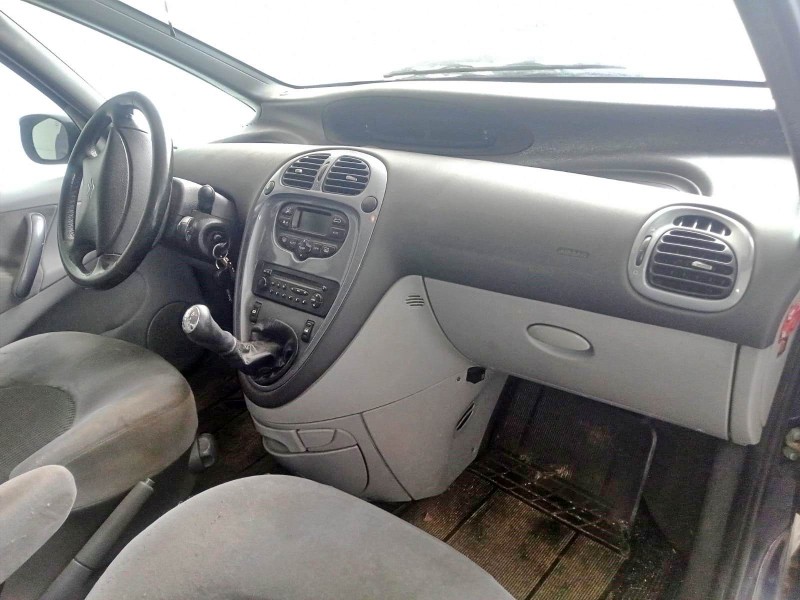 citroën xsara picasso (n68) del año 2004