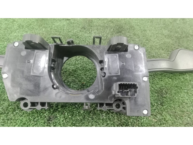 Recambio de mando luces para alfa romeo stelvio (949_) 2.0 q4 (949.axf2a) referencia OEM IAM 01561462740  