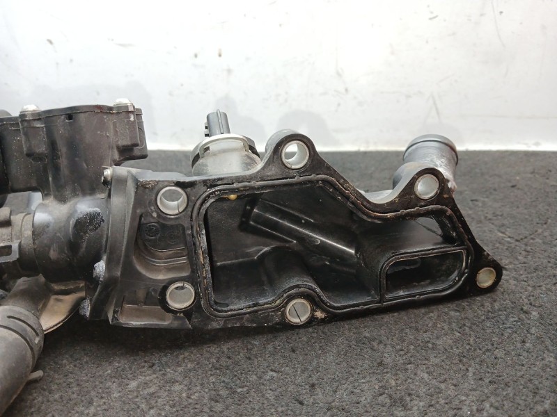 Recambio de termostato para renault scénic iii (jz0/1_) 1.2 tce referencia OEM IAM 110601560R  