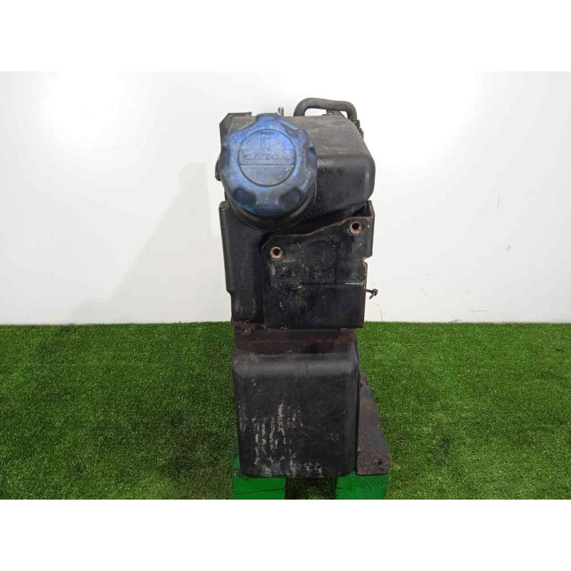 Recambio de deposito combustible para volvo fl xxx 7.2 diesel referencia OEM IAM 20906702-20933795 DEPOSITO.ADBLUE 