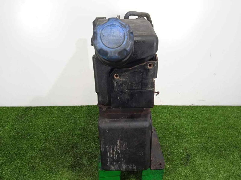 Recambio de deposito combustible para volvo fl xxx 7.2 diesel referencia OEM IAM 20906702-20933795 DEPOSITO.ADBLUE 