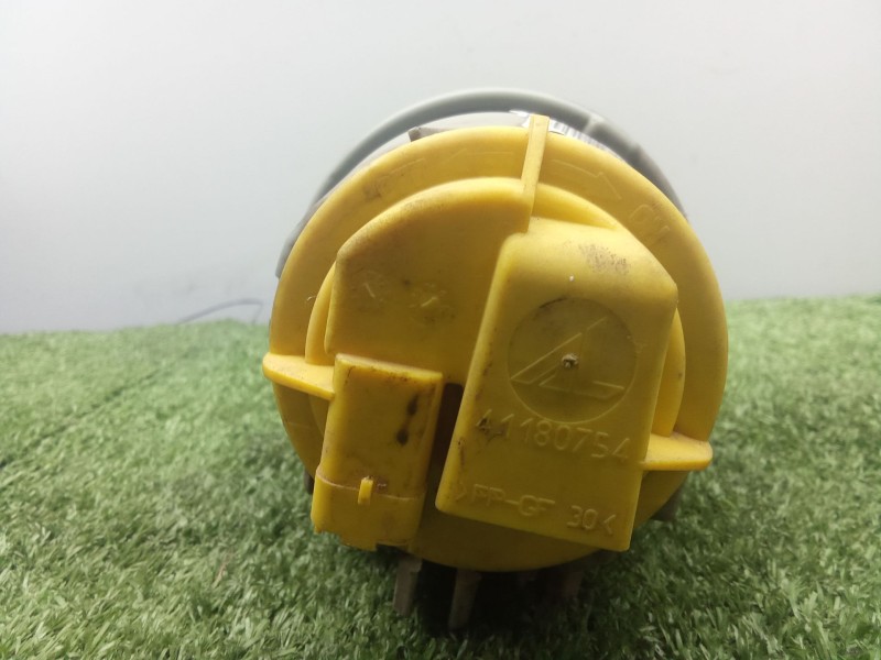 Recambio de faro antiniebla derecho para citroën c2 (jm_) 1.4 hdi referencia OEM IAM SIN REFERENCIA 2.PINES - IZQUIERDO 