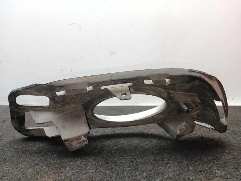 Recambio de rejilla paragolpes derecha para mercedes-benz clase c (w204) c 220 cdi (204.008) referencia OEM IAM A2048852523  