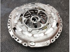 Recambio de kit embrague para volkswagen golf vi (5k1) 1.6 tdi referencia OEM IAM 123042610 - 323064110 LUK 