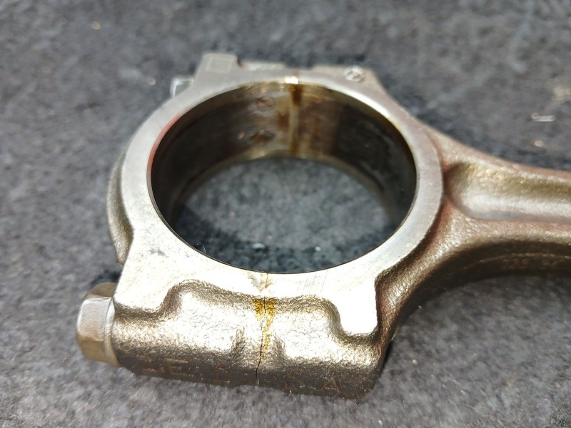 Recambio de biela para renault scénic iii (jz0/1_) 1.2 tce referencia OEM IAM   