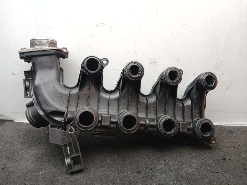 Recambio de colector admision para peugeot 5008 (0u_, 0e_) 1.6 hdi referencia OEM IAM 9684941780  