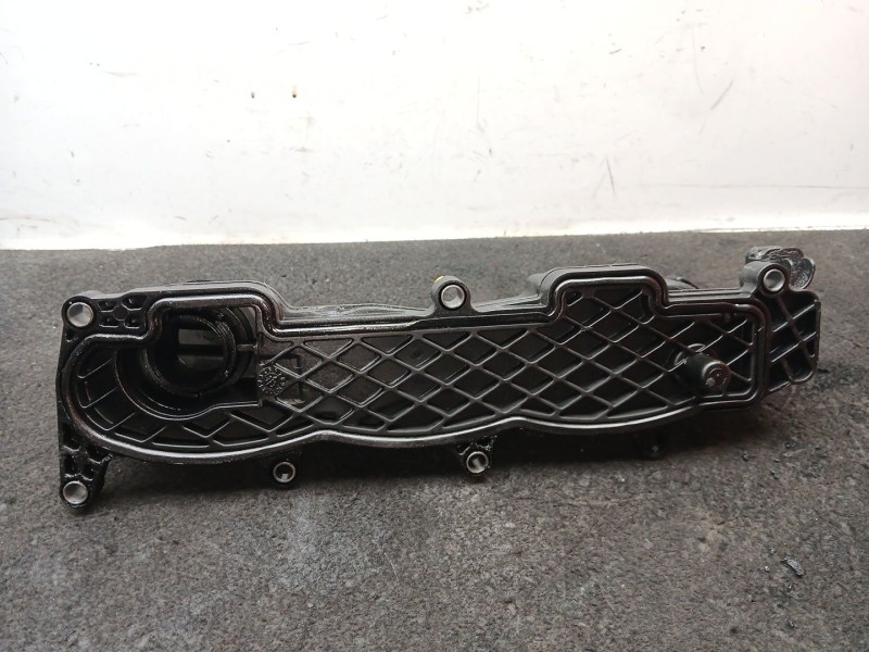 Recambio de tapa balancines para peugeot 5008 (0u_, 0e_) 1.6 hdi referencia OEM IAM 9660281080  