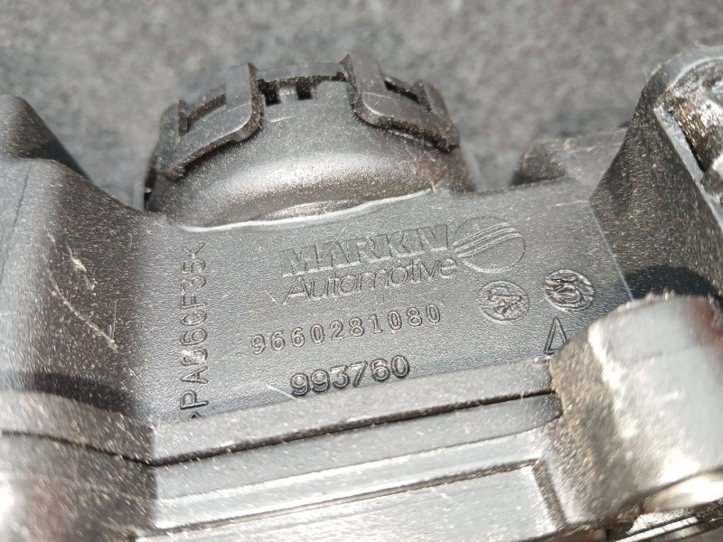 Recambio de tapa balancines para peugeot 5008 (0u_, 0e_) 1.6 hdi referencia OEM IAM 9660281080  