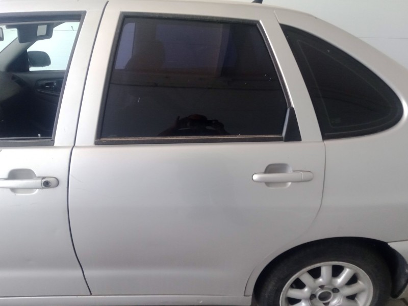 Recambio de puerta trasera izquierda para seat cordoba berlina (6k2) 1.4 referencia OEM IAM   