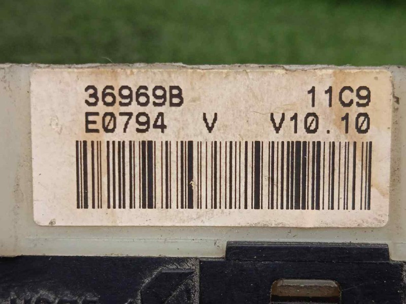 Recambio de mando limpia para renault trafic (desde 5.89) 1.9 diesel referencia OEM IAM 36969B 13.PIN 