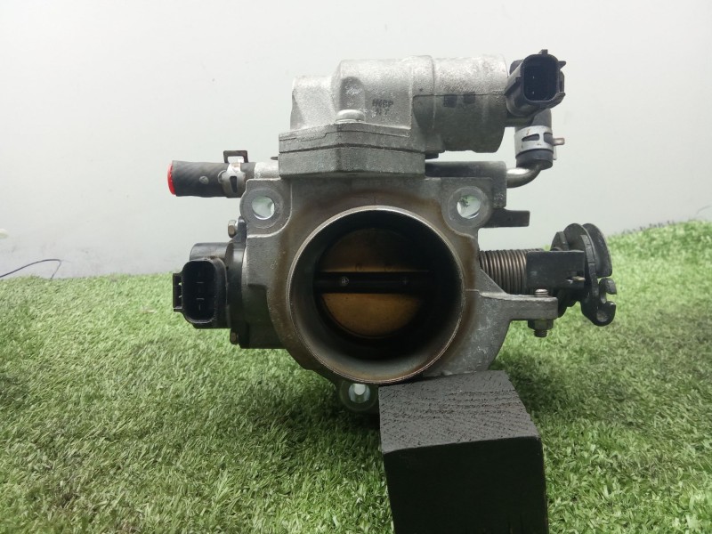 Recambio de caja mariposa para mazda 3 (bk) 1.6 (bk14) referencia OEM IAM 1985001260  