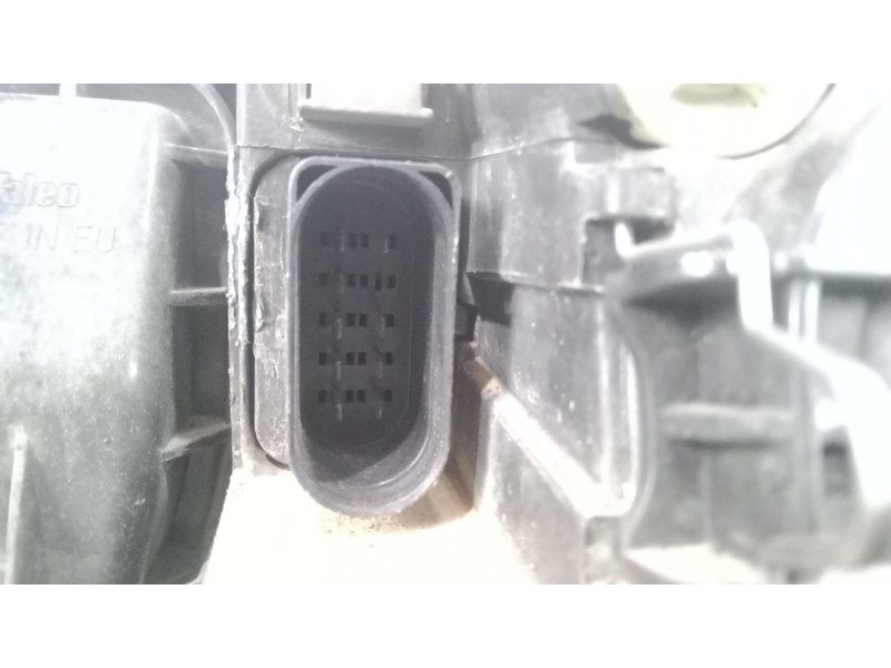 Recambio de faro derecho para audi a4 b6 (8e2) 1.9 tdi referencia OEM IAM 8E0941004F - 89305700 9.PINES HALOGENO
