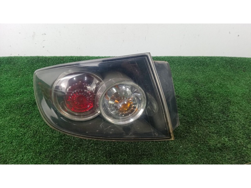 Recambio de piloto trasero izquierdo para mazda 3 (bk) 1.6 (bk14) referencia OEM IAM SIN REFERENCIA 5.PUERTAS EXTERIOR