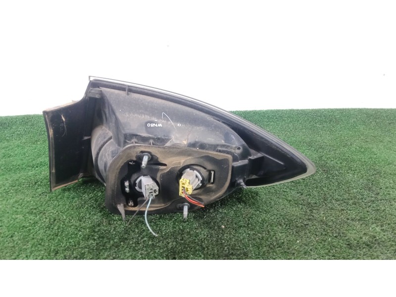 Recambio de piloto trasero izquierdo para mazda 3 (bk) 1.6 (bk14) referencia OEM IAM SIN REFERENCIA 5.PUERTAS EXTERIOR